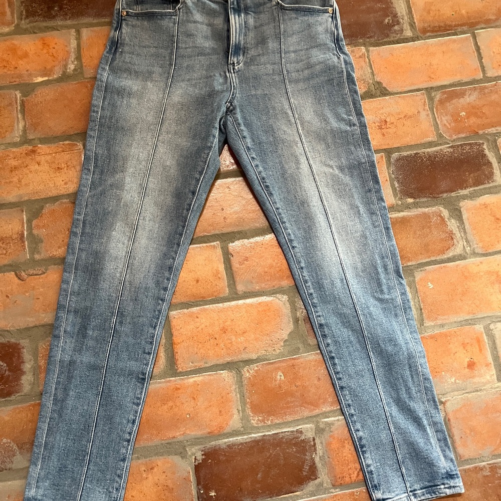 Loft light wash seamed denim